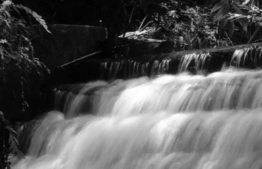 Air Terjun Batu Gajah: Surga Tersembunyi di Riau